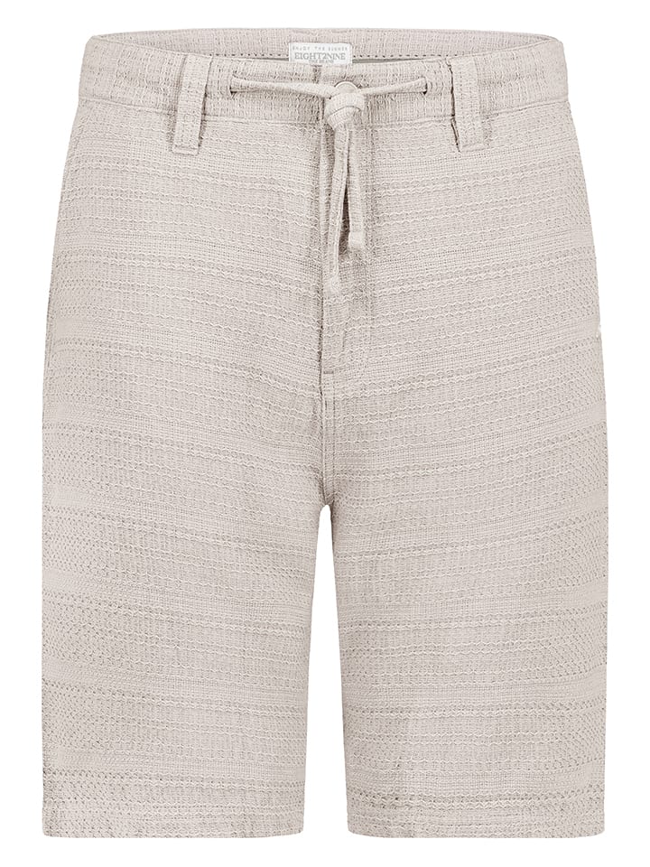 Shorts in Beige