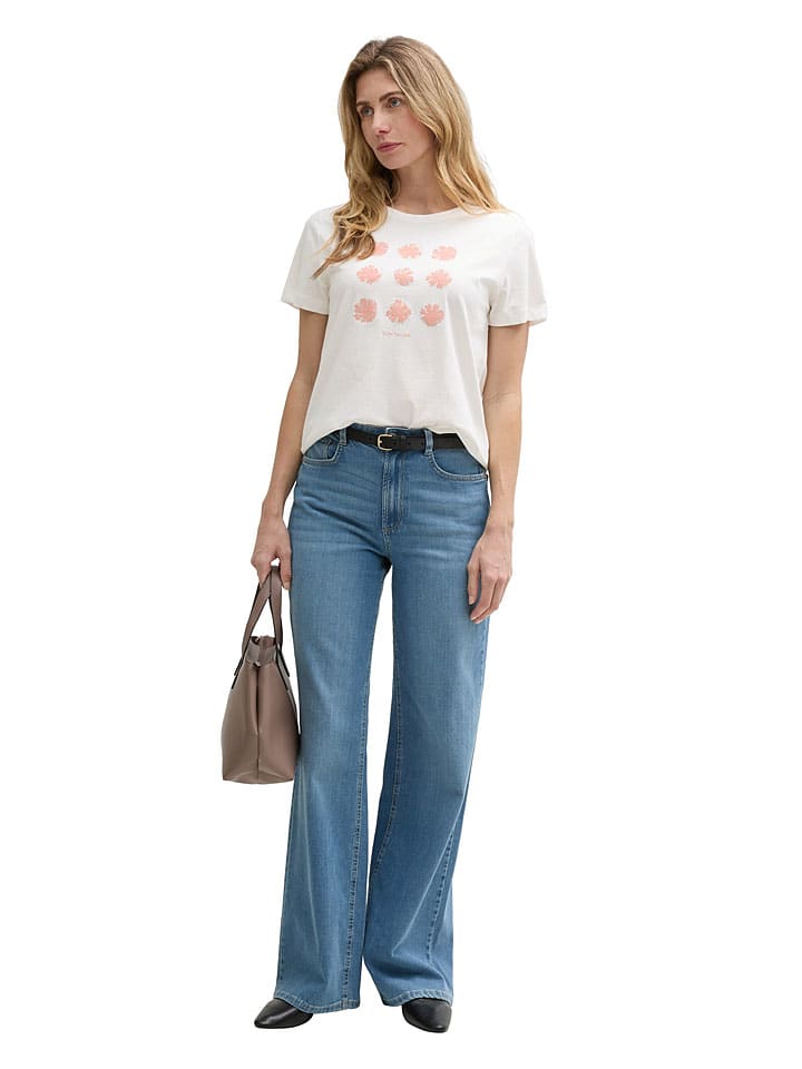 Shirt wit