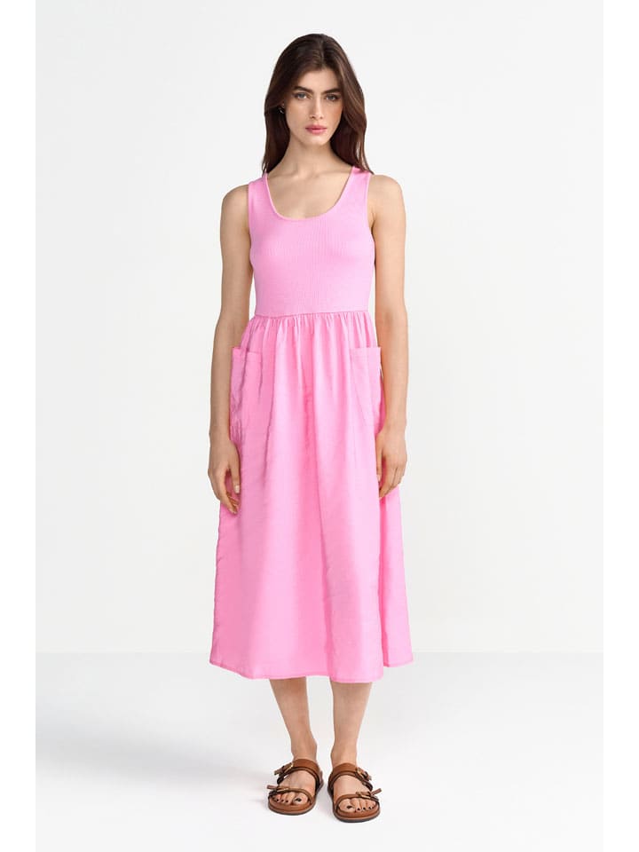 Kleid in Rosa