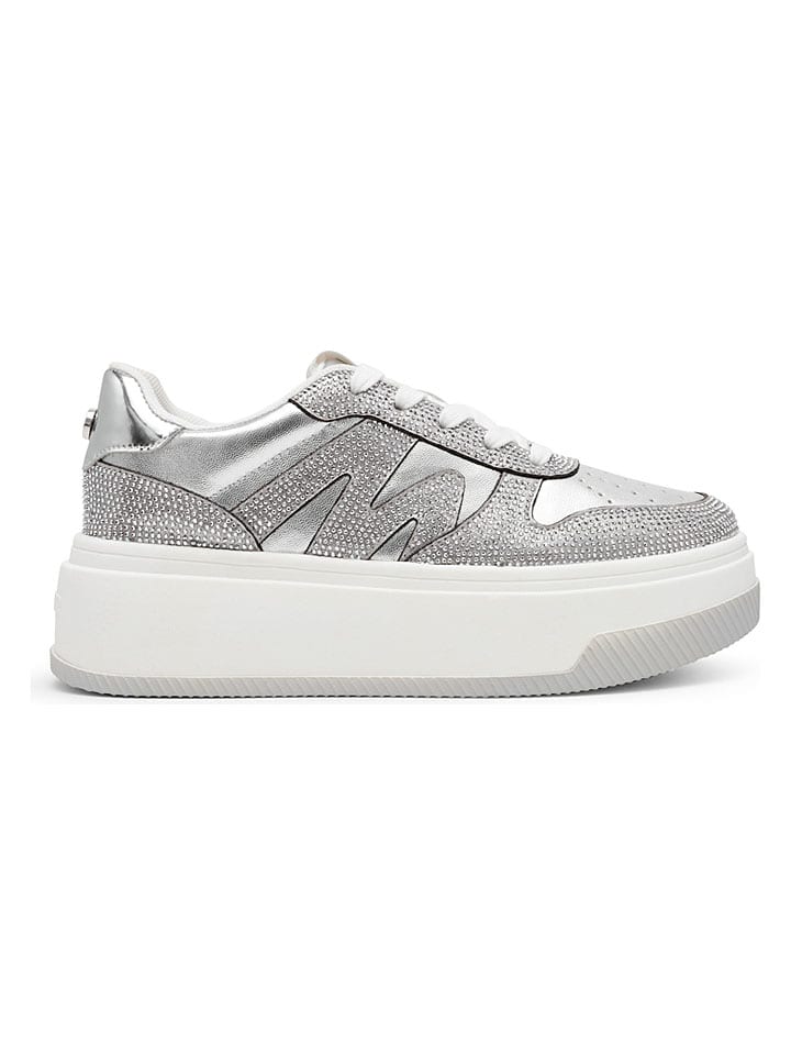 Sneakers in Silber