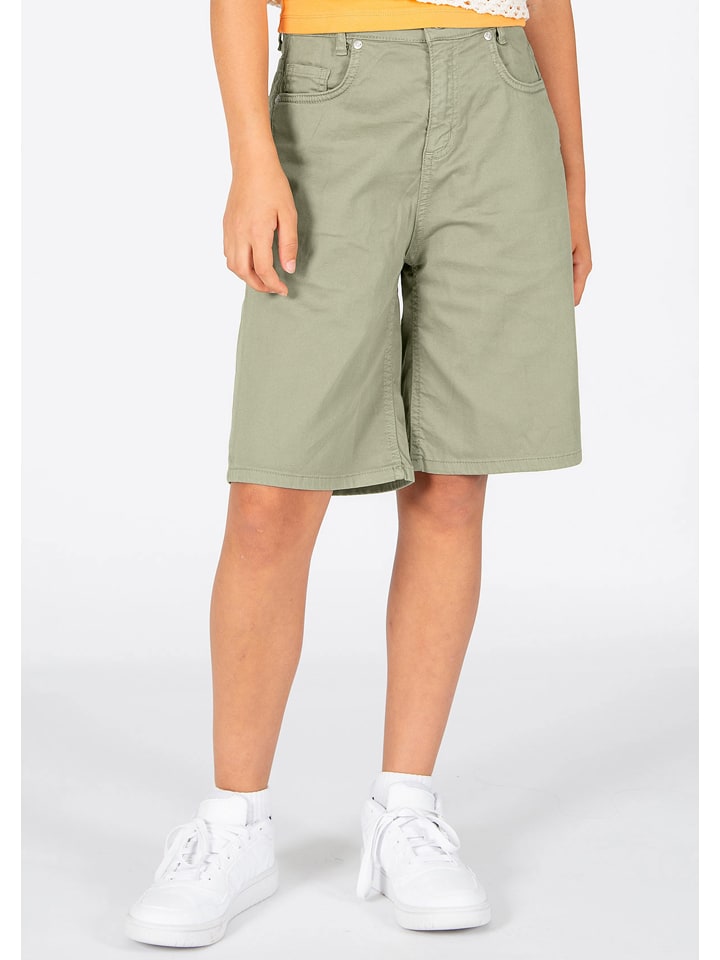 Bermuda kaki