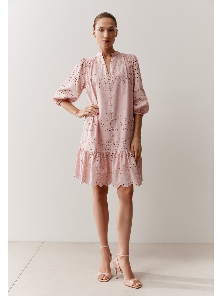 Kleid in Hellrosa