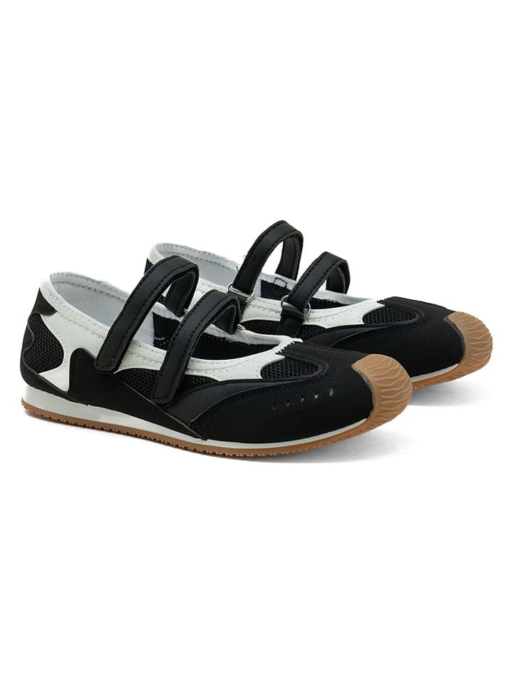 Ballerinas in Schwarz