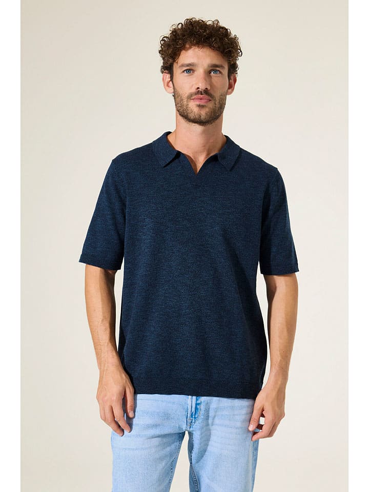Poloshirt in Dunkelblau