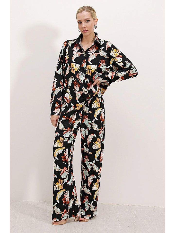 2tlg. Outfit in Schwarz/ Bunt