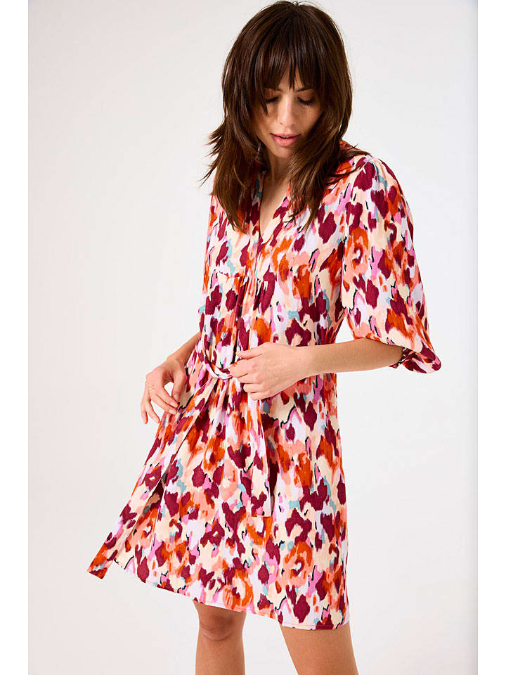Kleid in Rot/ Bunt