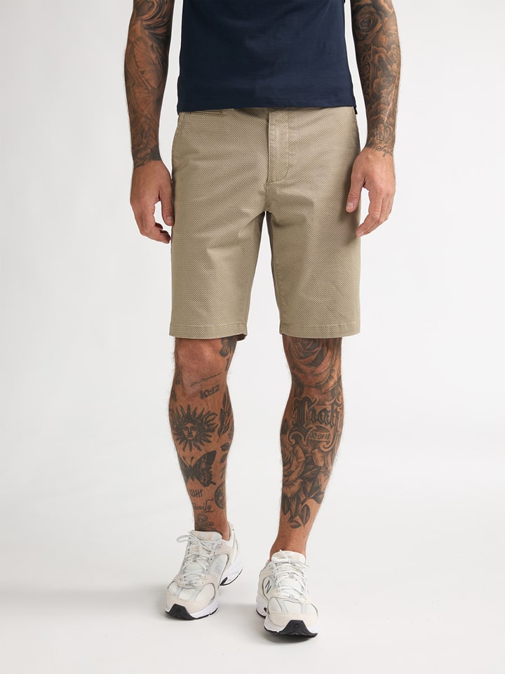 Shorts in Beige