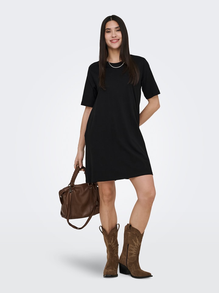 Kleid in Schwarz