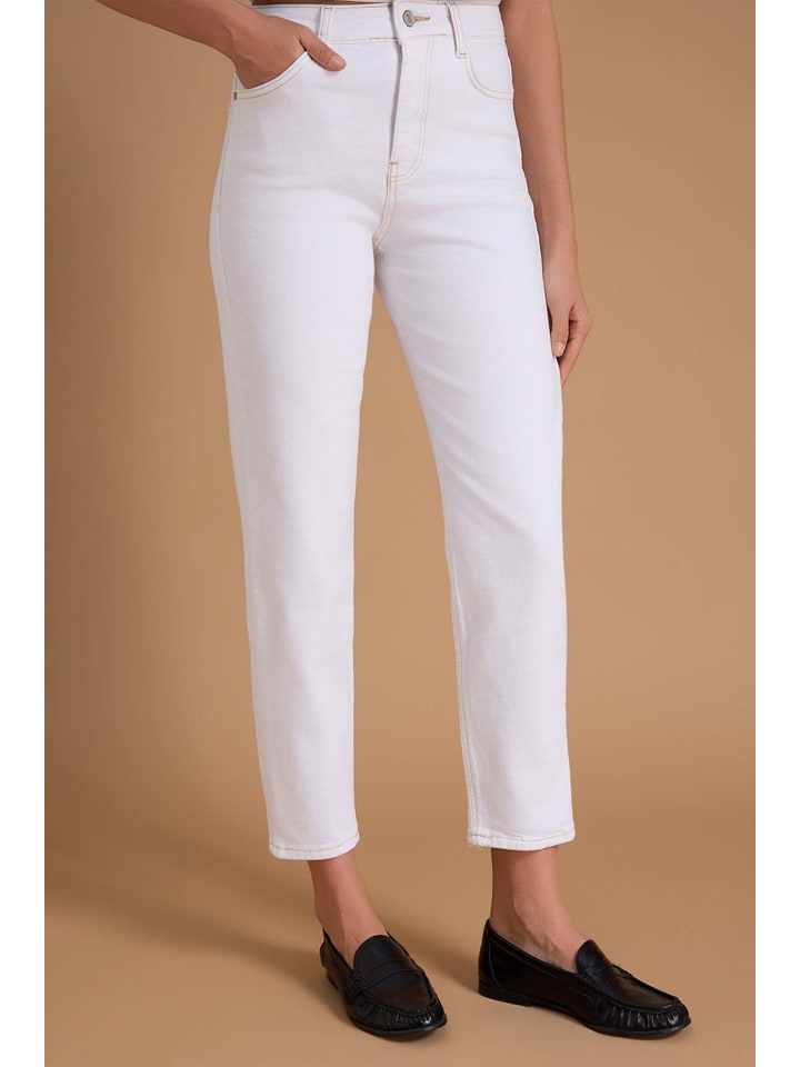 Dżinsy - Mom fit - w kolorze białym