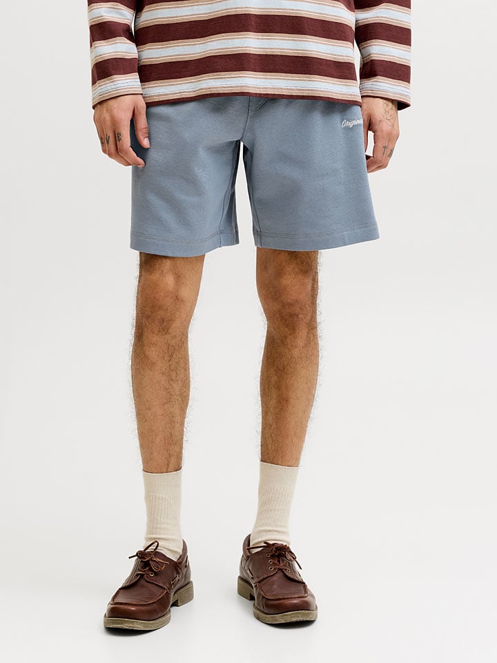 Sweatshort "Karl" lichtblauw