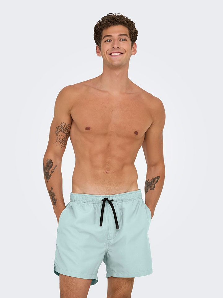 Badeshorts "Onsbasile" in Türkis