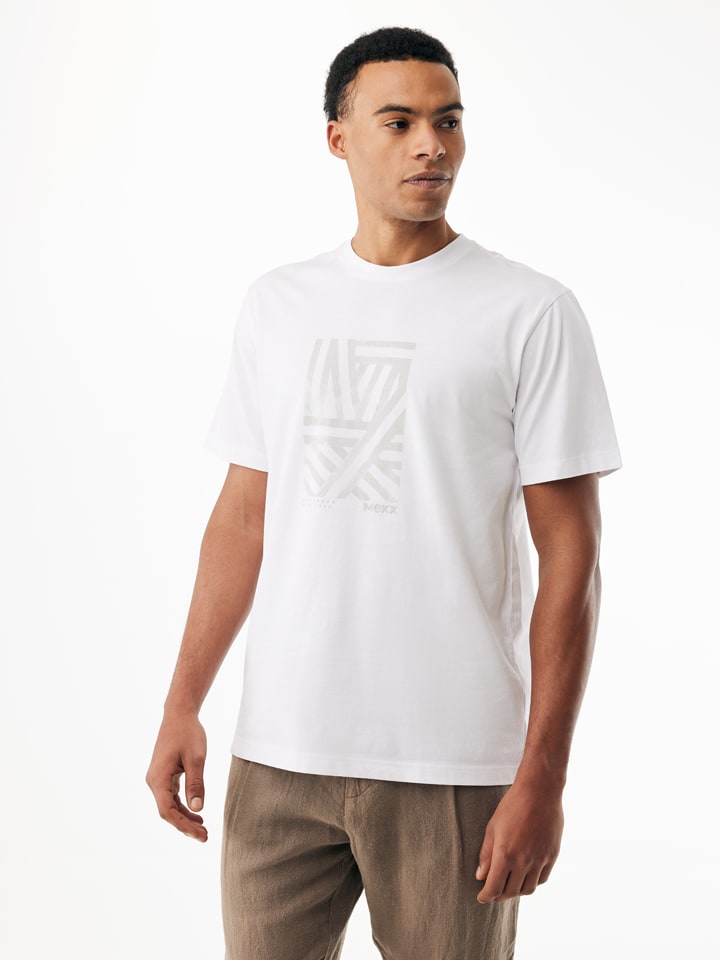 Shirt wit