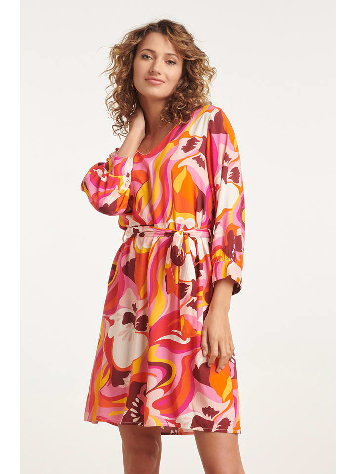 Kleid in Orange/ Pink