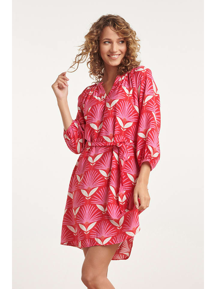 Kleid in Pink