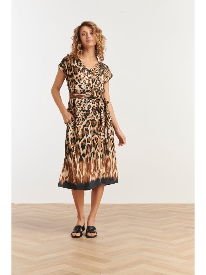 Kleid in Hellbraun