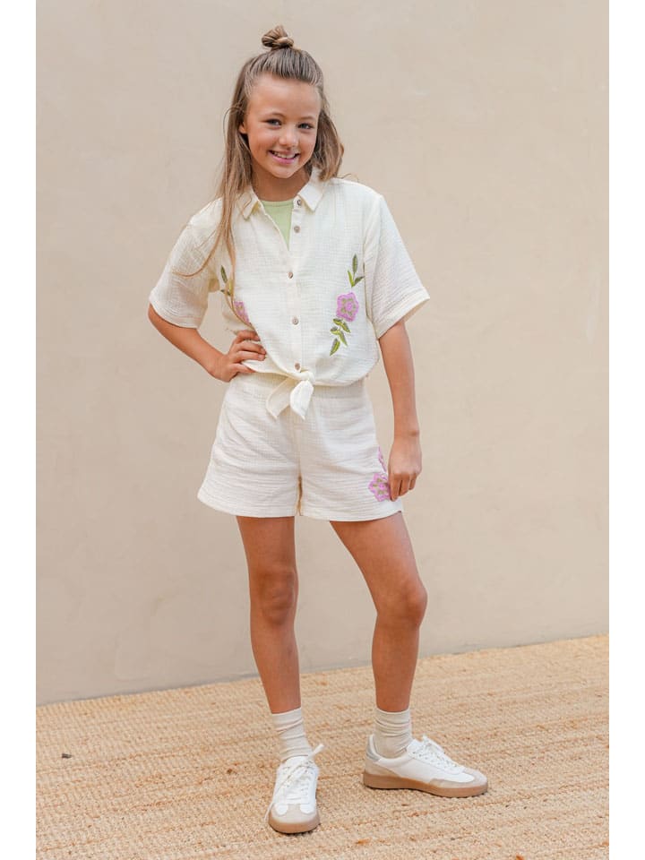 Shorts "Fee" in Creme