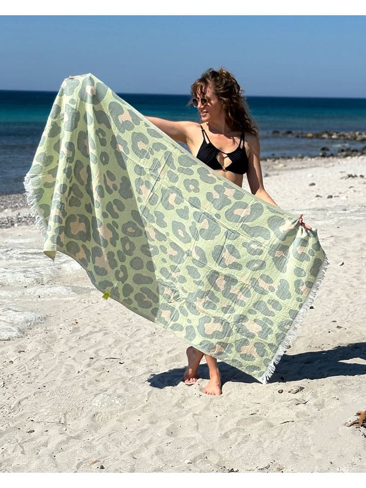 Strandtuch "Towel To Go - Neon Safari" in Grün - (L)180 x (B)100 cm