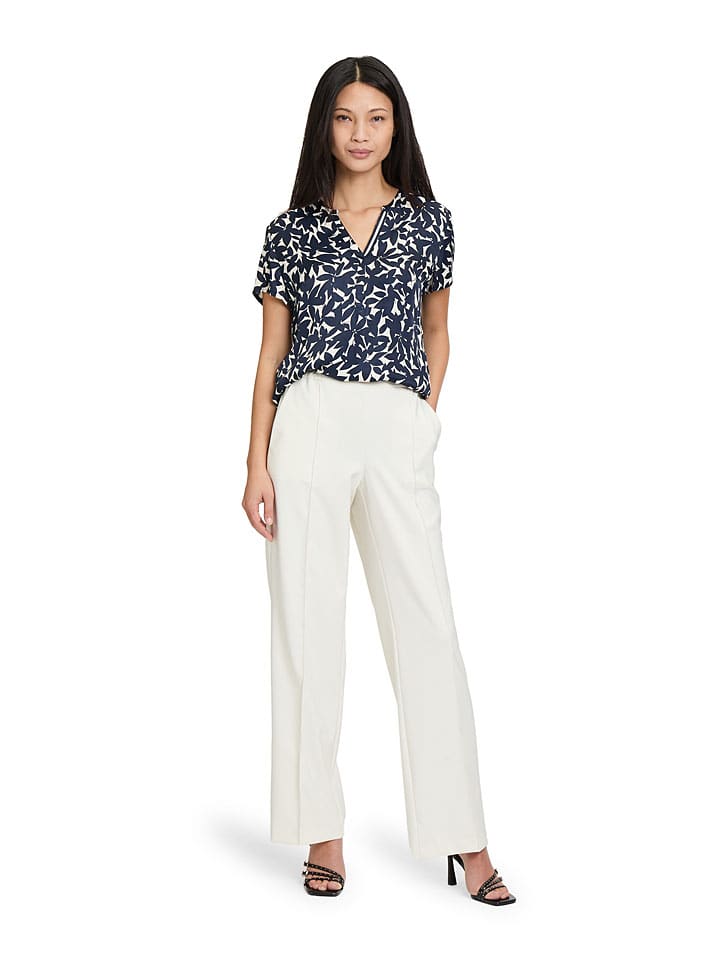 Bluse in Dunkelblau/ Weiß