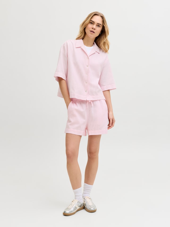 Shorts in Rosa