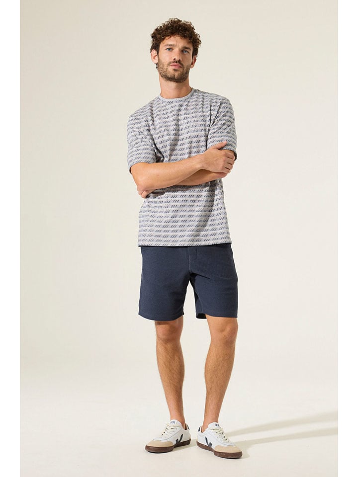 Shorts in Dunkelblau