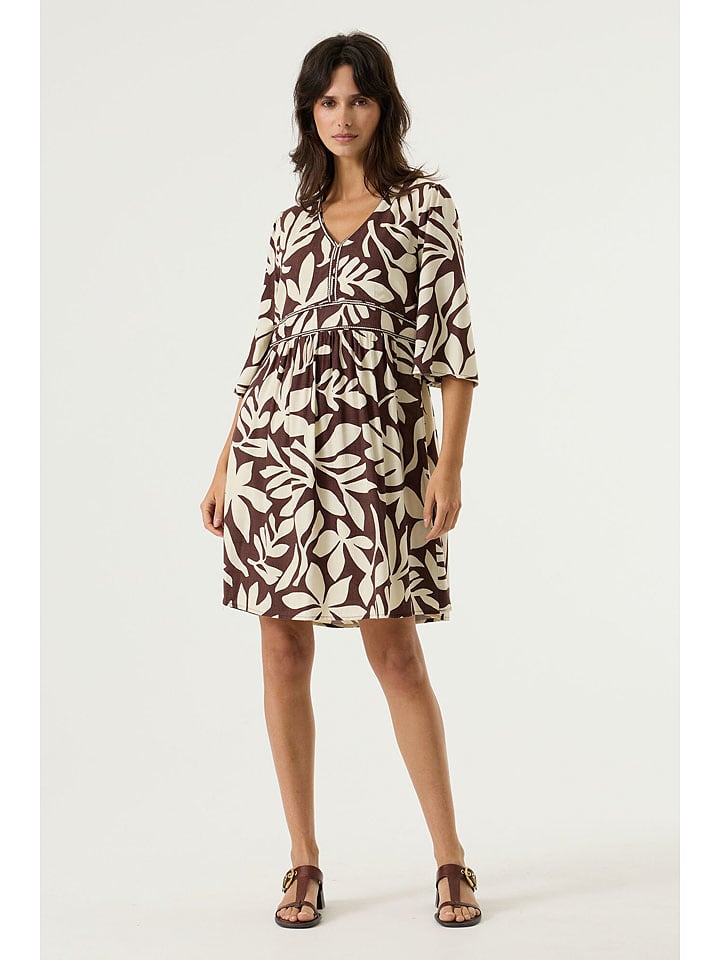 Kleid in Braun