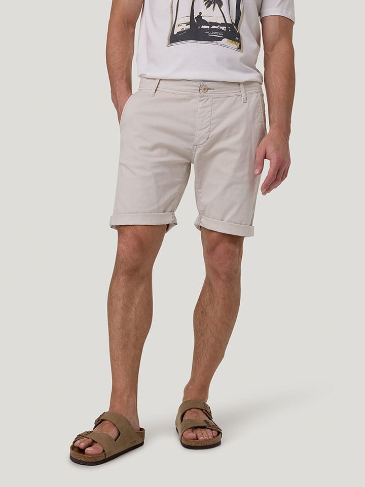 Shorts in Creme