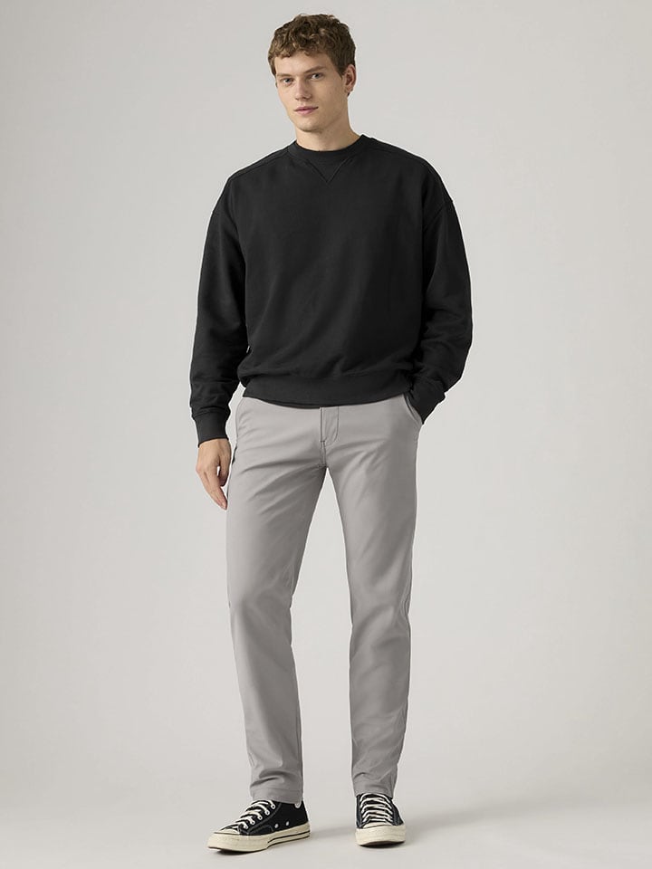 Chino in Grau