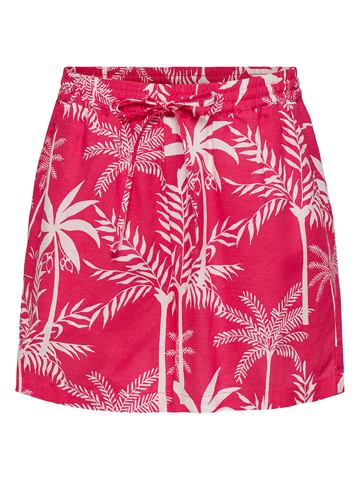 Shorts in Rot