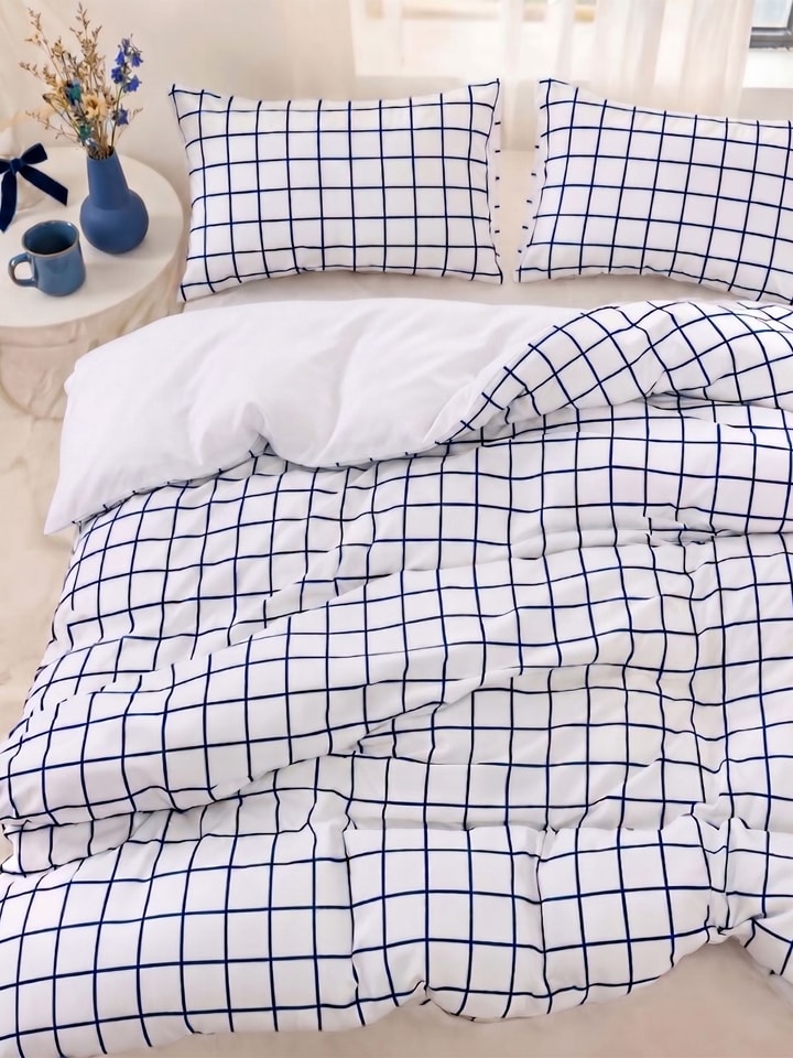 Beddengoedset "Pledsq" wit/donkerblauw