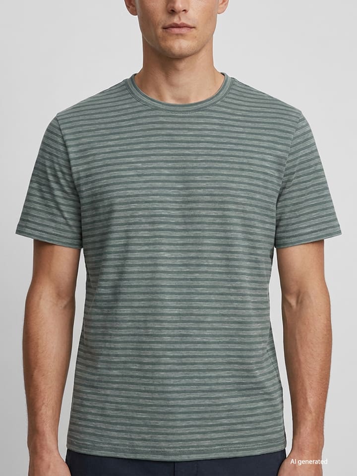 Shirt in Dunkelgrün
