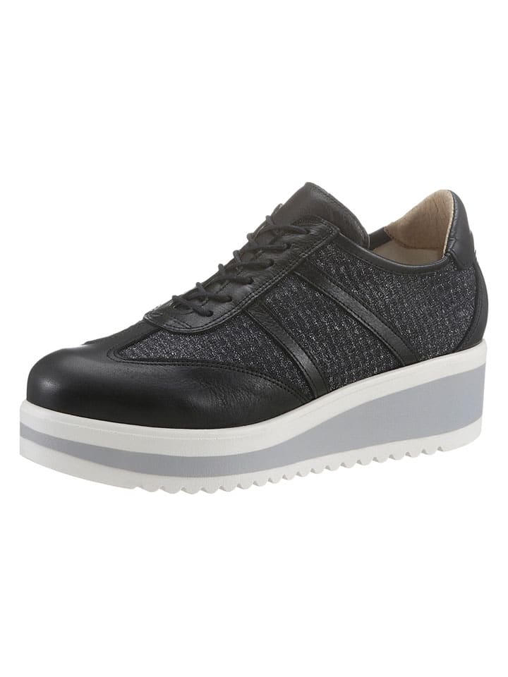 Schnürschuhe in Schwarz