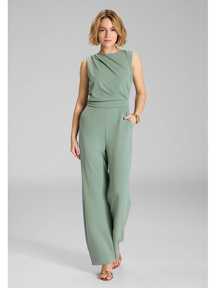 Jumpsuit in Hellgrün