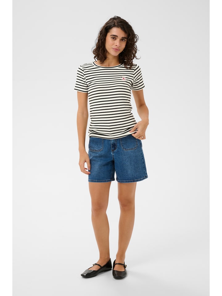 Shirt in Weiß/ Schwarz