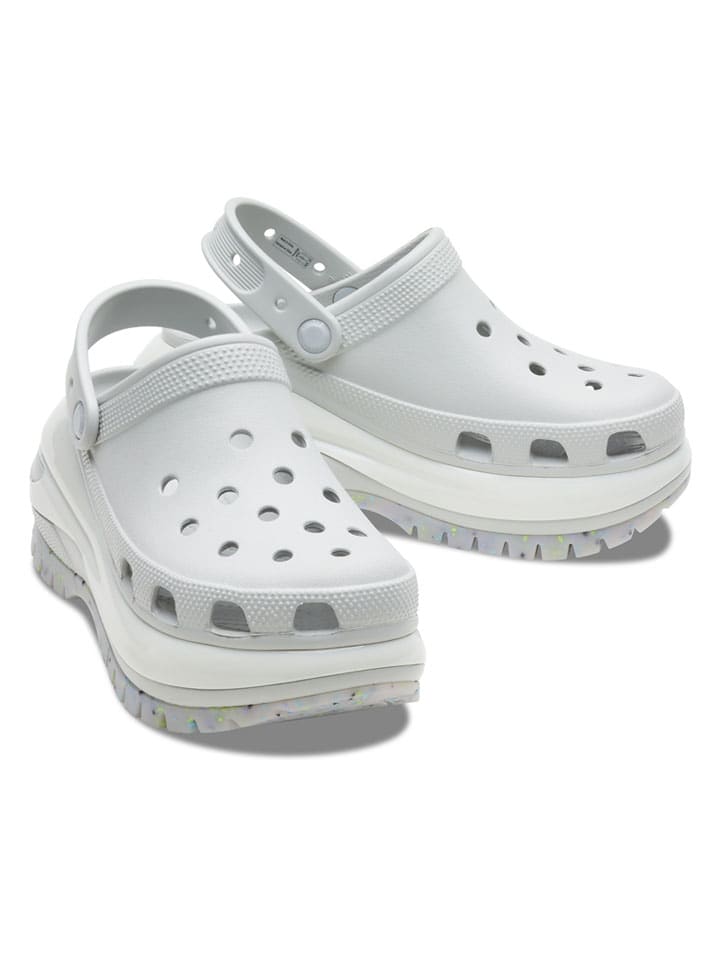 Crocs in Grau