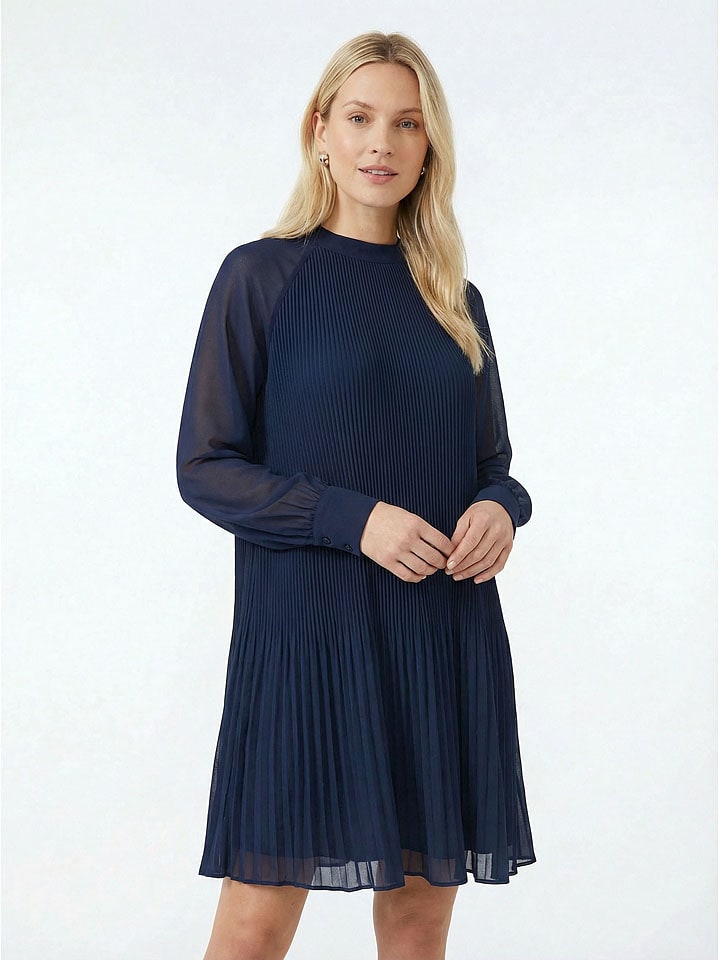 Kleid in Dunkelblau