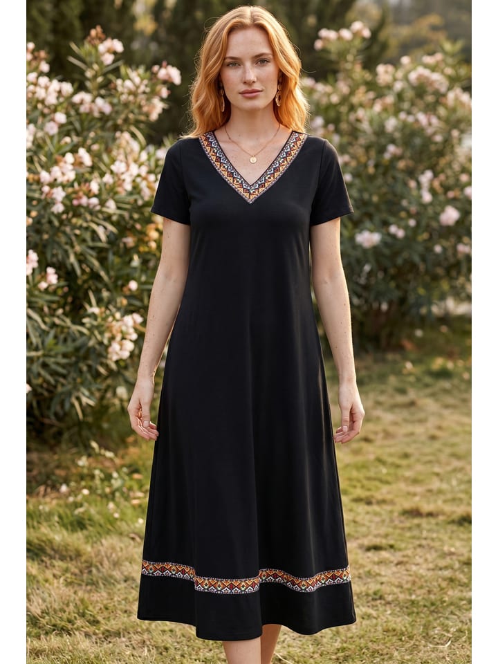 Kleid in Schwarz