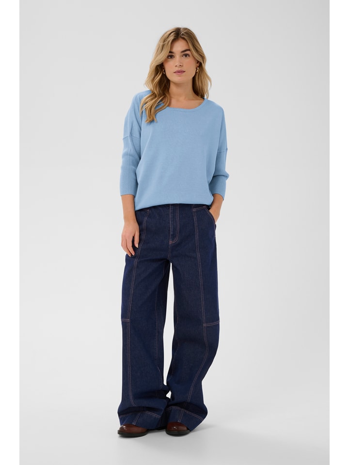 Pullover in Hellblau