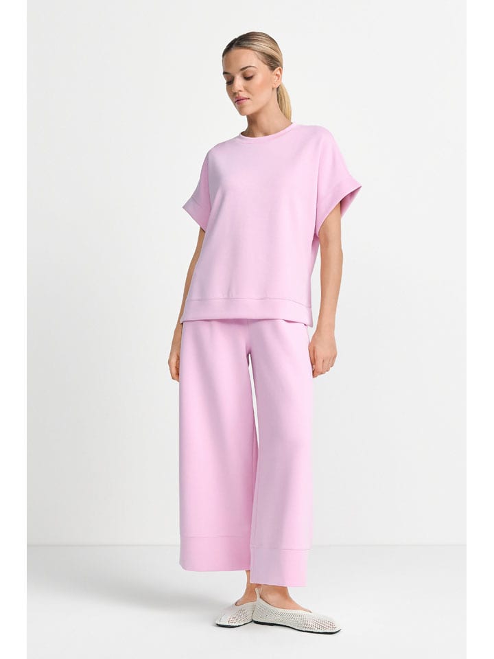 Hose in Rosa