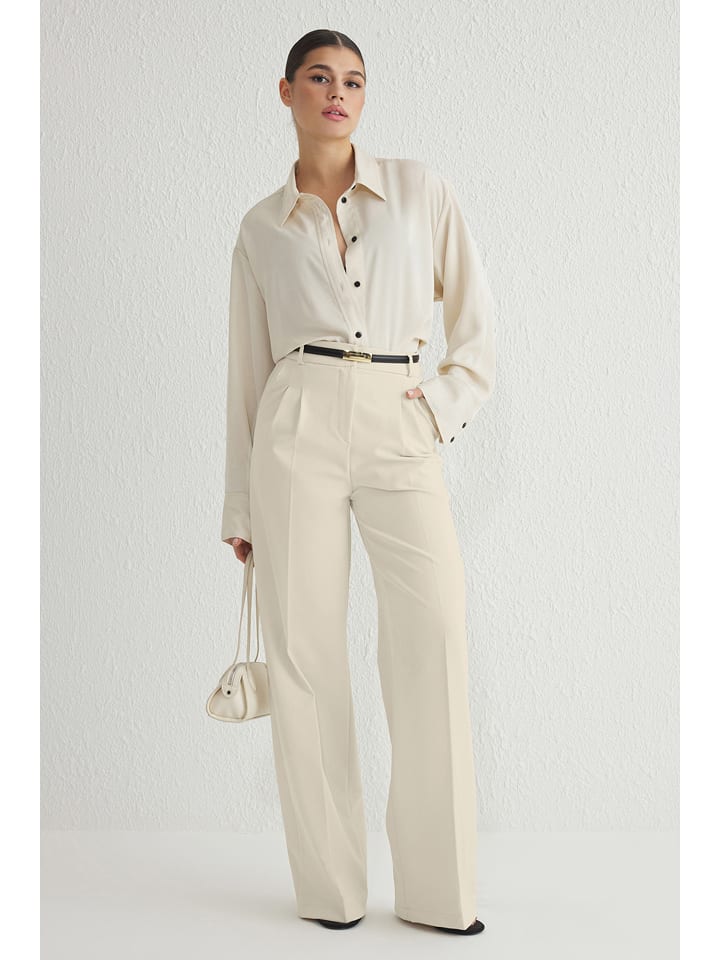Hose in Creme