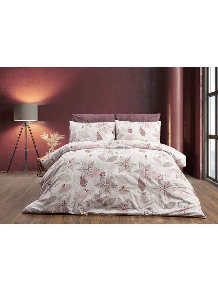 Beddengoedset lichtroze