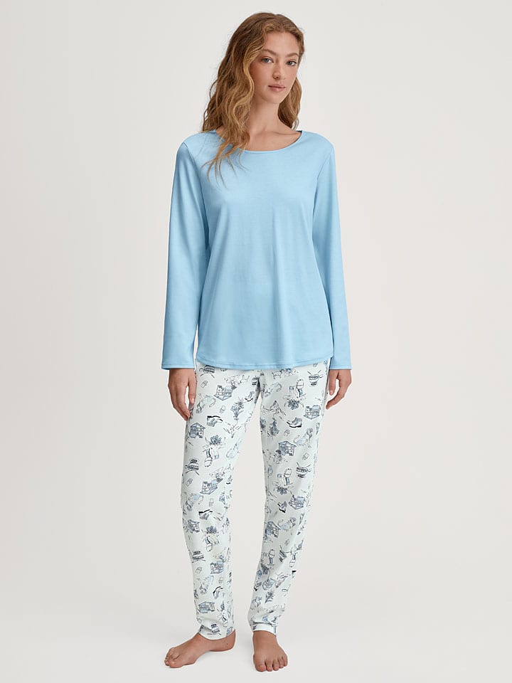 Pyjama in Hellblau