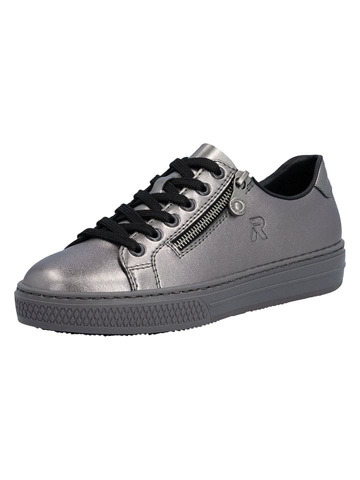 Sneakersy w kolorze srebrnym