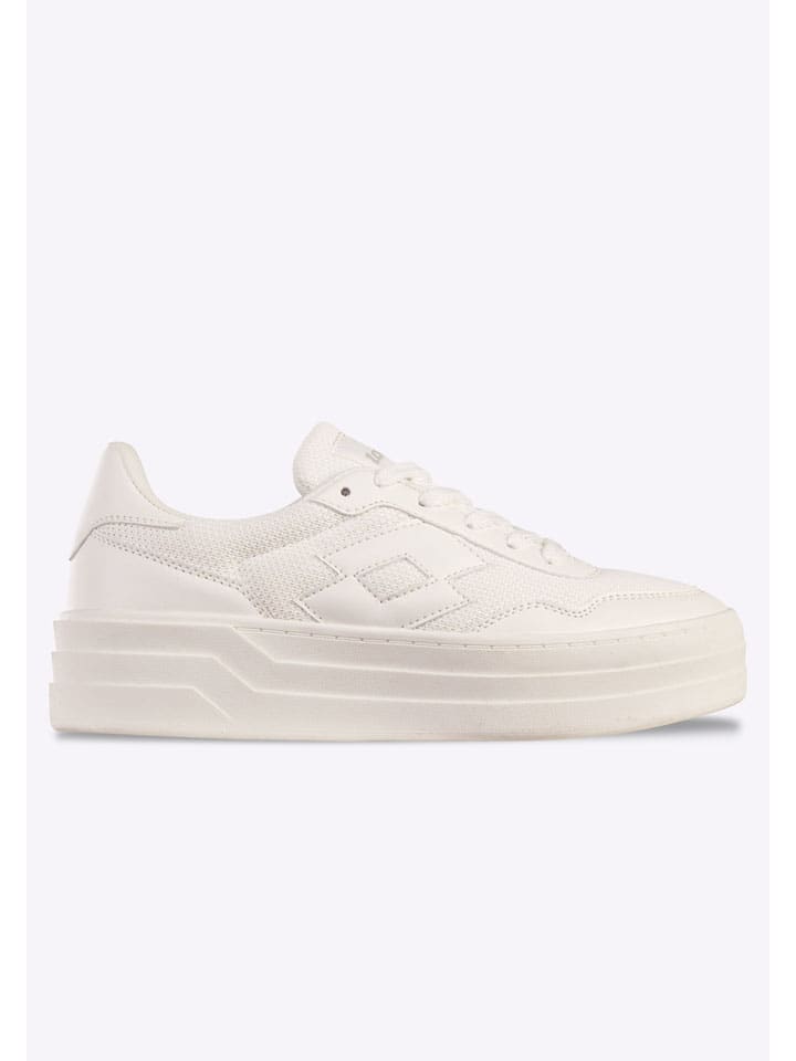 Sneakersy w kolorze kremowym