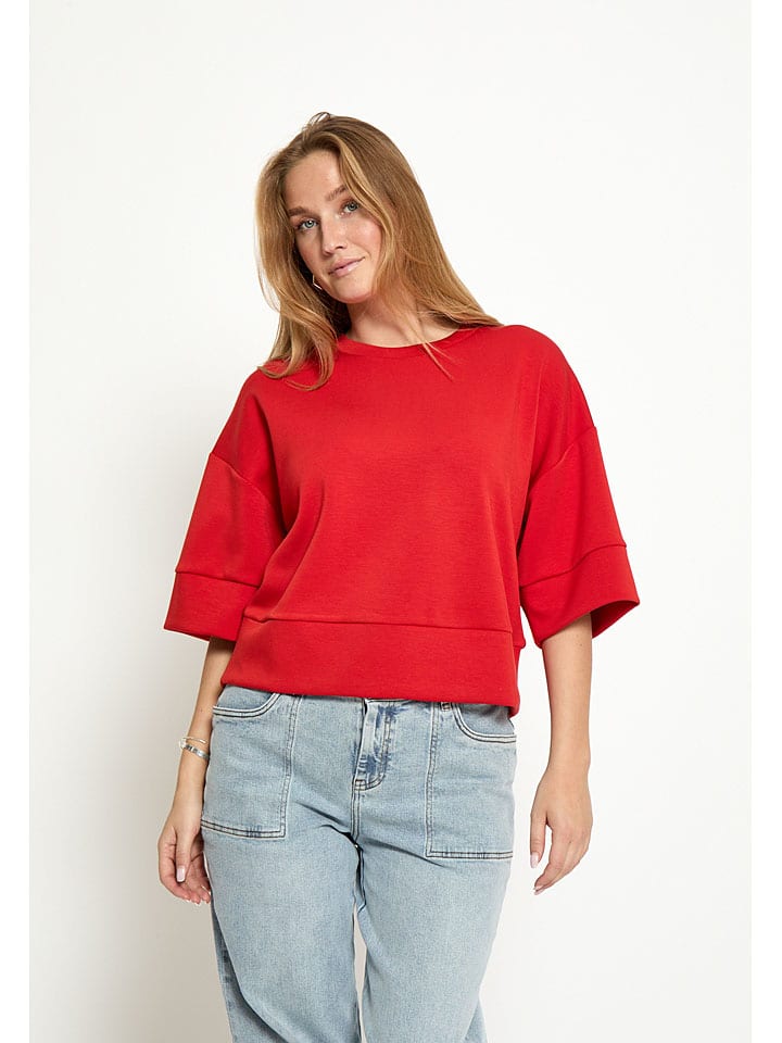 Bluza w kolorze czerwonym