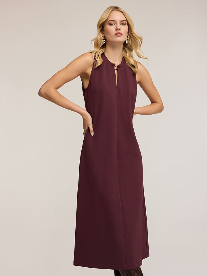 Kleid in Bordeaux
