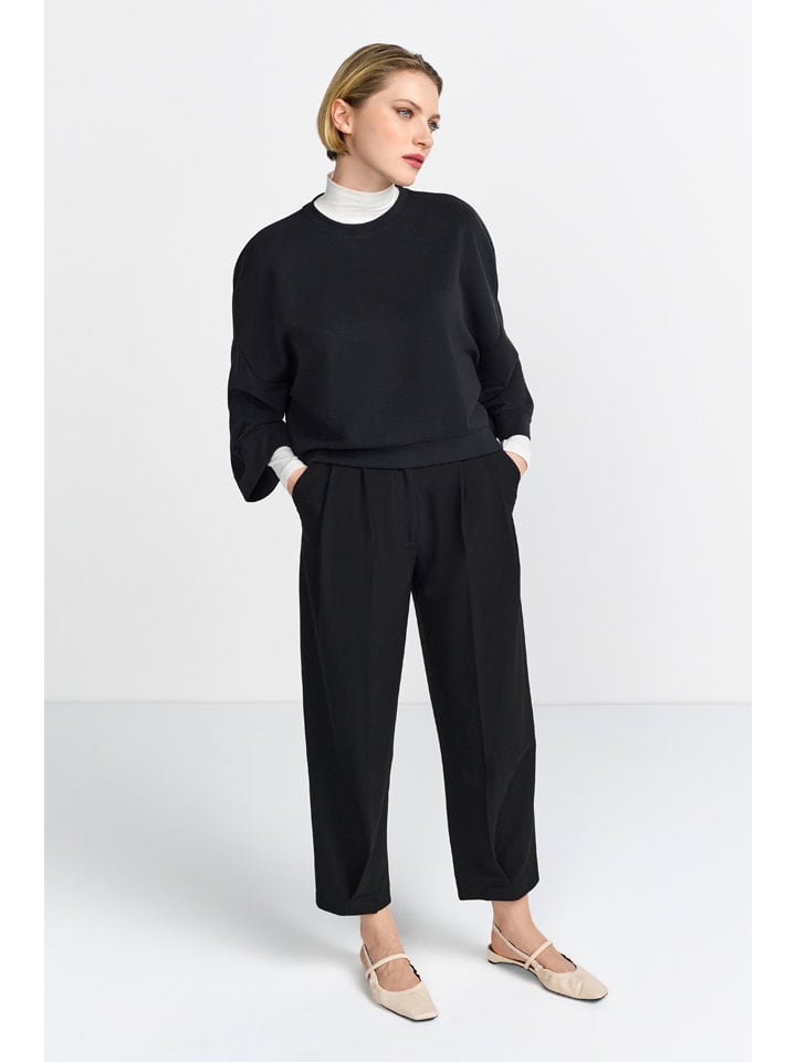 Bluza w kolorze czarnym