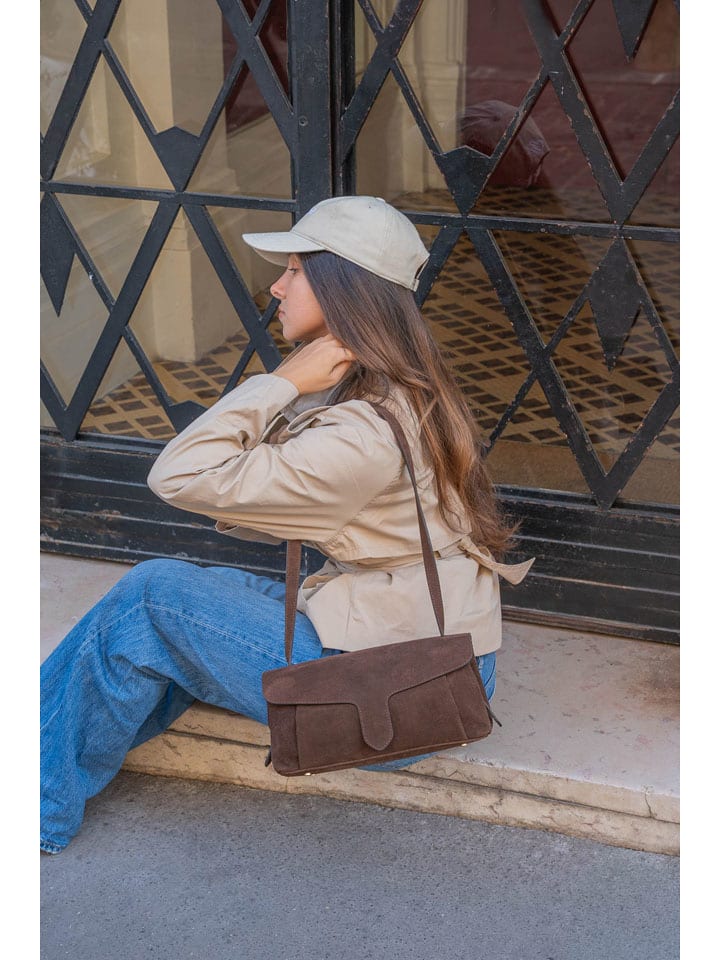 Leder-Schultertasche "SOLSTIS SUEDE" in Braun - (B)31 cm - (H)13 cm - (T)11 cm