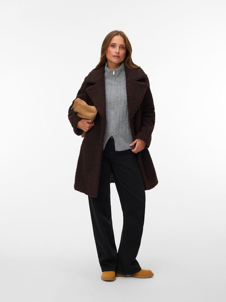 Płaszcz pluszowy w kolorze ciemnobrązowym