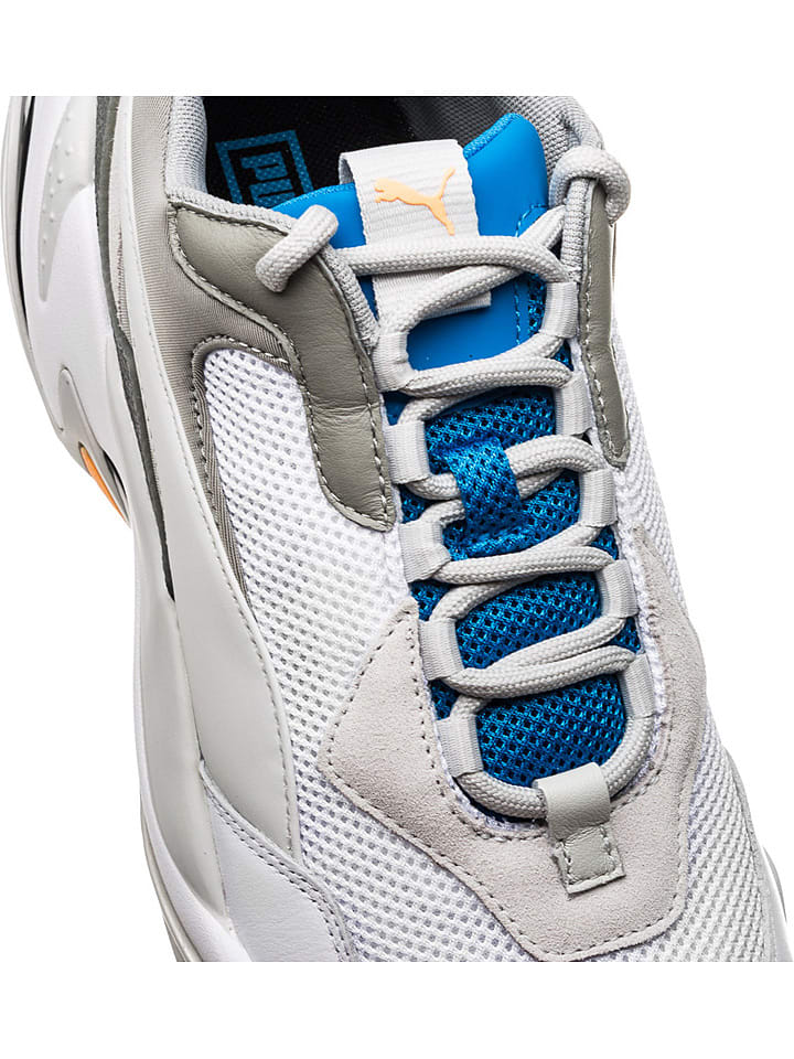 Puma thunder sales fashion sneakers