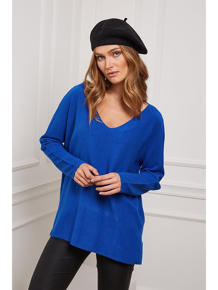 Sweter "Erjine" w kolorze niebieskim